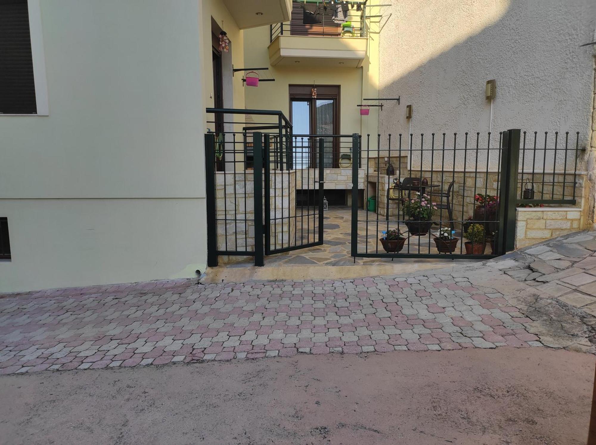 Eleni-areti Apartment *